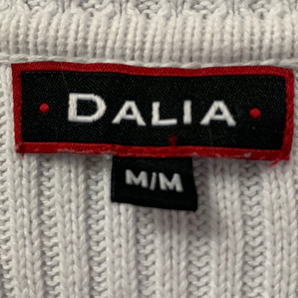 Dalia Collection ladies zip up Sweater - Picture 13 of 13